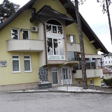 Restoran&Motel And Apartmants Lovacka Prica Tesanj ภายนอก รูปภาพ