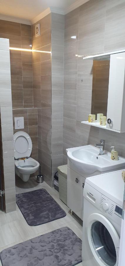 Restoran&Motel And Apartmants Lovacka Prica Tesanj ภายนอก รูปภาพ